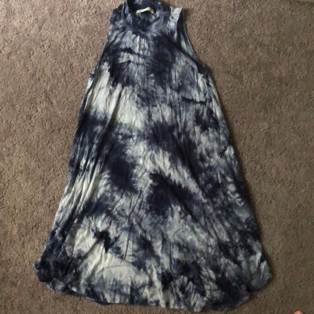 Sleeveless tie dye dress